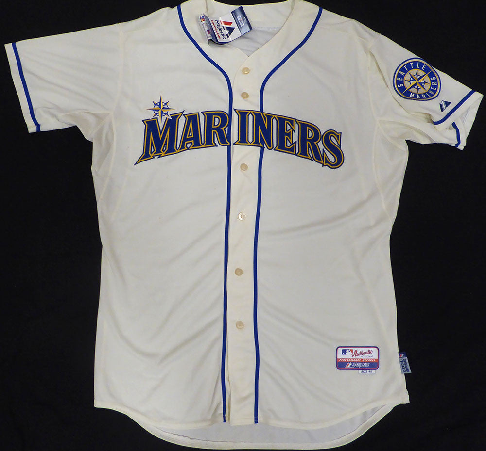 Seattle Mariners Nelson Cruz Autographed Cream Authentic Majestic Jersey MLB Holo #HZ726832