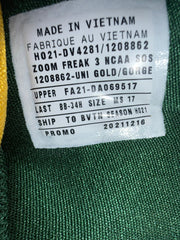 Giannis Antetokounmpo Autographed 2021 Player Exclusive (PE) Promo Baylor White Nike Zoom Freak 3 NCAA Shoes Size 16 (No Box) Beckett BAS Witness #3W396929 & #3W396930