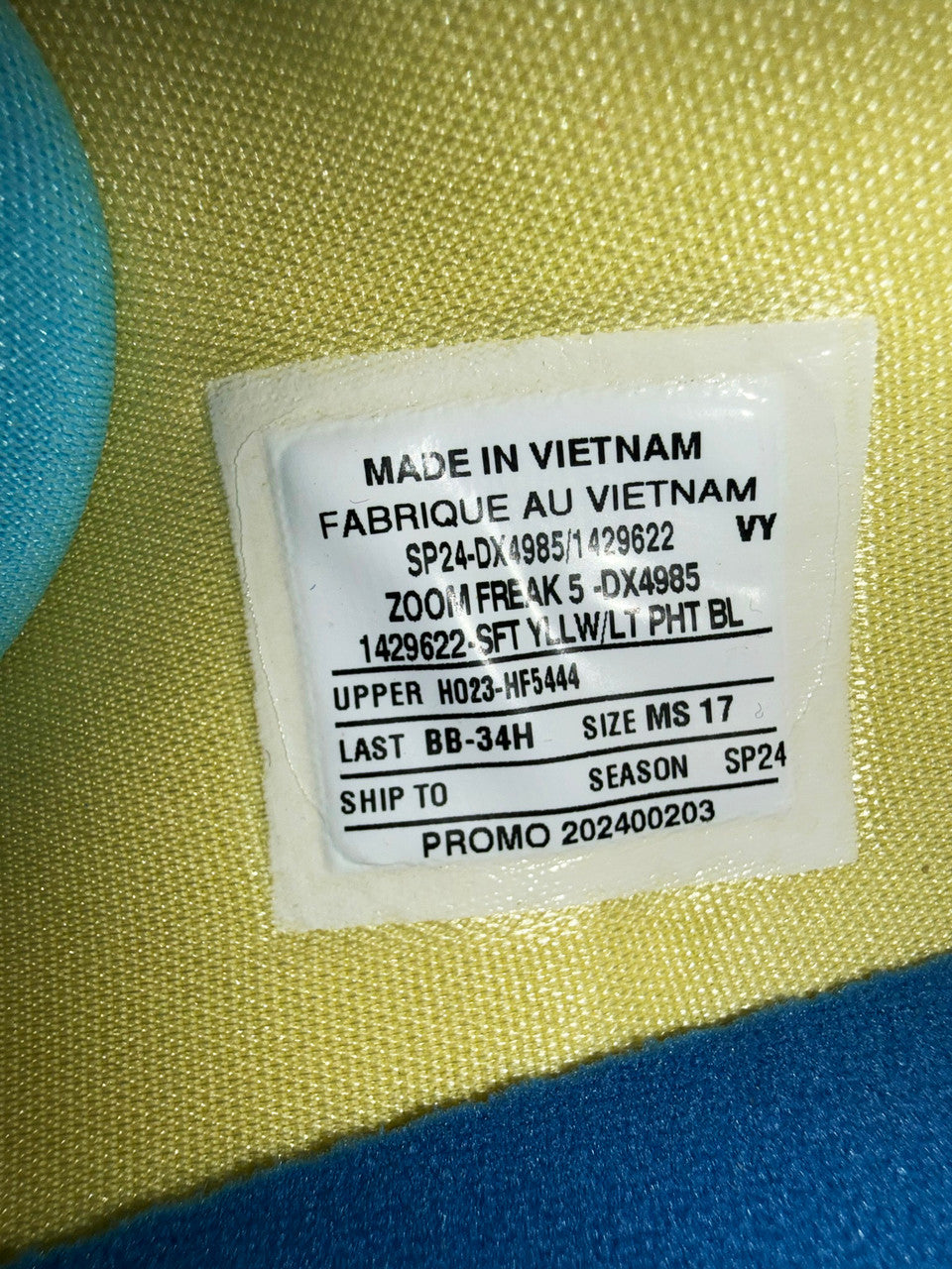 Giannis Antetokounmpo Autographed 2023 Player Exclusive (PE) Promo Red Nike Immortality 3 Shoes Bucks Size 17 Beckett BAS Witness Stock #252717