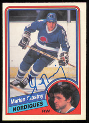 Marian Stastny Autographed 1984-85 O-Pee-Chee Card #292 Quebec Nordiques SKU #255051