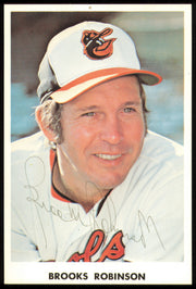 Brooks Robinson Autographed 3.5x5.25 Photo Baltimore Orioles (Pin Hole) SKU #255461