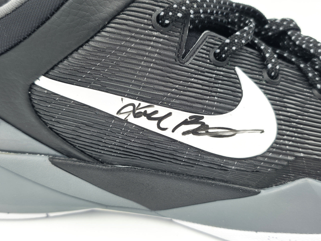 Kobe Bryant Autographed Black/Grey 2011-12 Nike Kobe VII Shoes Los Angeles Lakers (Dual Signed) Size 14 #4/8 Panini Holo #PA16640