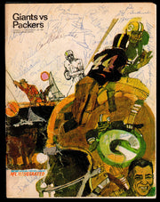 Green Bay Packers Autographed 1967 NFL Illustrated Program With 32 Signatures Including Vince Lombardi Beckett BAS #AE65524