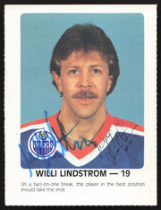 Willy Willi Lindstrom Autographed 1984-85 Post Red Rooster Card Edmonton Oilers SKU #258395
