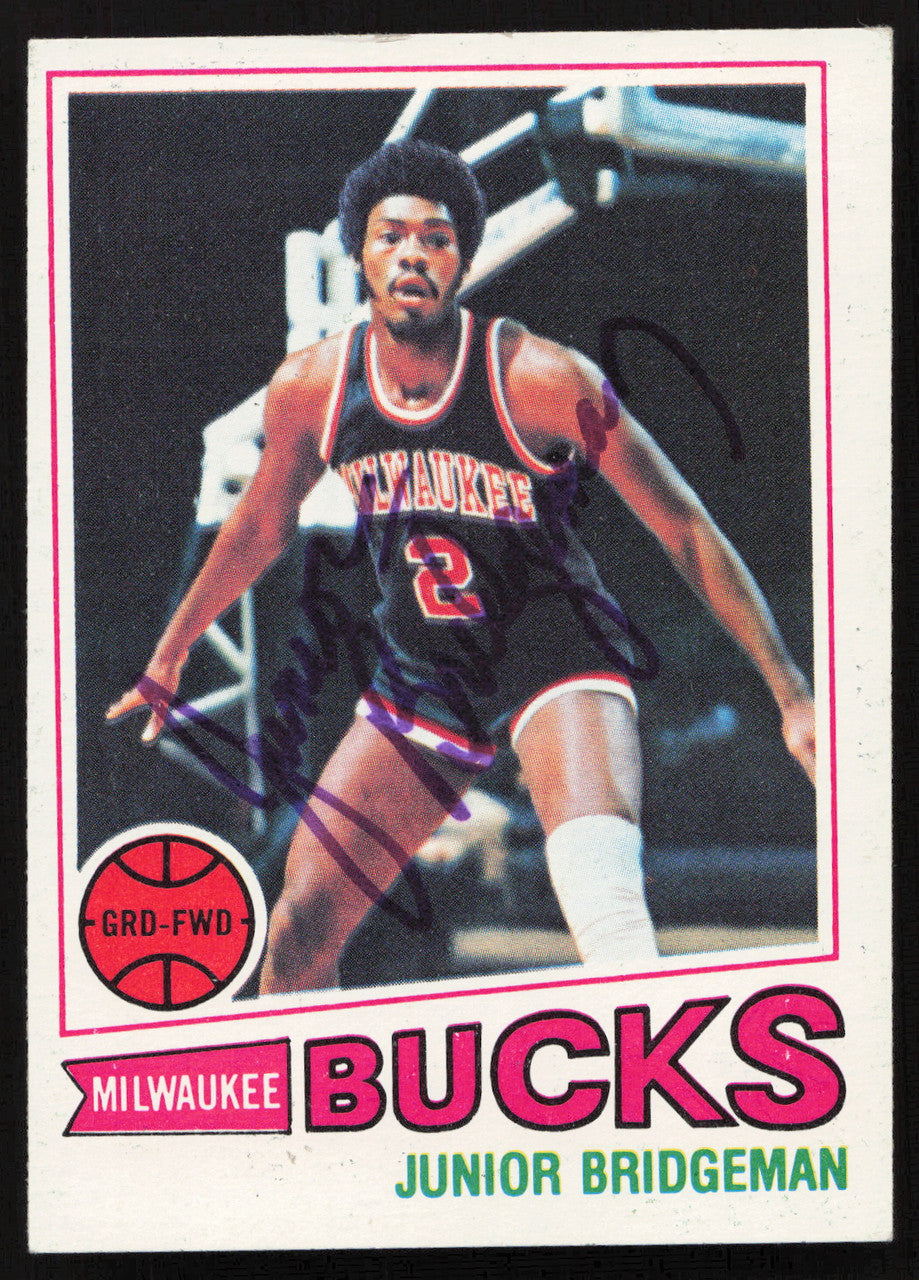 Junior Bridgeman Autographed 1977-78 Topps Card #114 Milwaukee Bucks SKU #258889