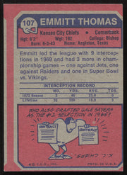 Emmitt Thomas Autographed 1973 Topps Card #107 Kansas City Chiefs SKU #259132