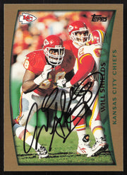 Will Shields Autographed 1998 Topps Card #62 Kansas City Chiefs SKU #259409