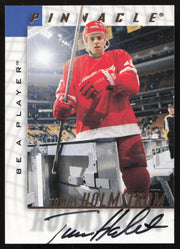 Tomas Holmstrom Autographed 1998-99 Pinnacle Card #188 Detroit Red Wings SKU #259677