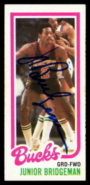 Junior Bridgeman Autographed 1980-81 Topps Card #146 Milwaukee Bucks SKU #259815