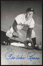 Pee Wee Reese Autographed 3.5x5.5 Postcard Brooklyn Dodgers SKU #260130