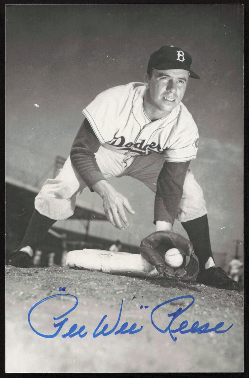 Pee Wee Reese Autographed 3.5x5.5 Postcard Brooklyn Dodgers SKU #260132