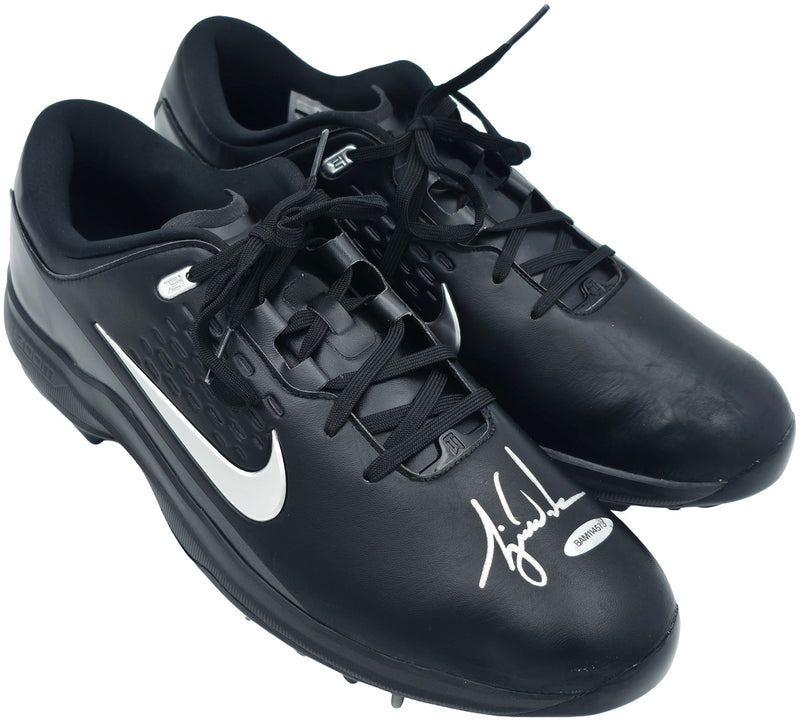 Tiger Woods Autographed Black Nike Air Zoom TW71 Golf Cleats Size 11 UDA Holo #BAM114573