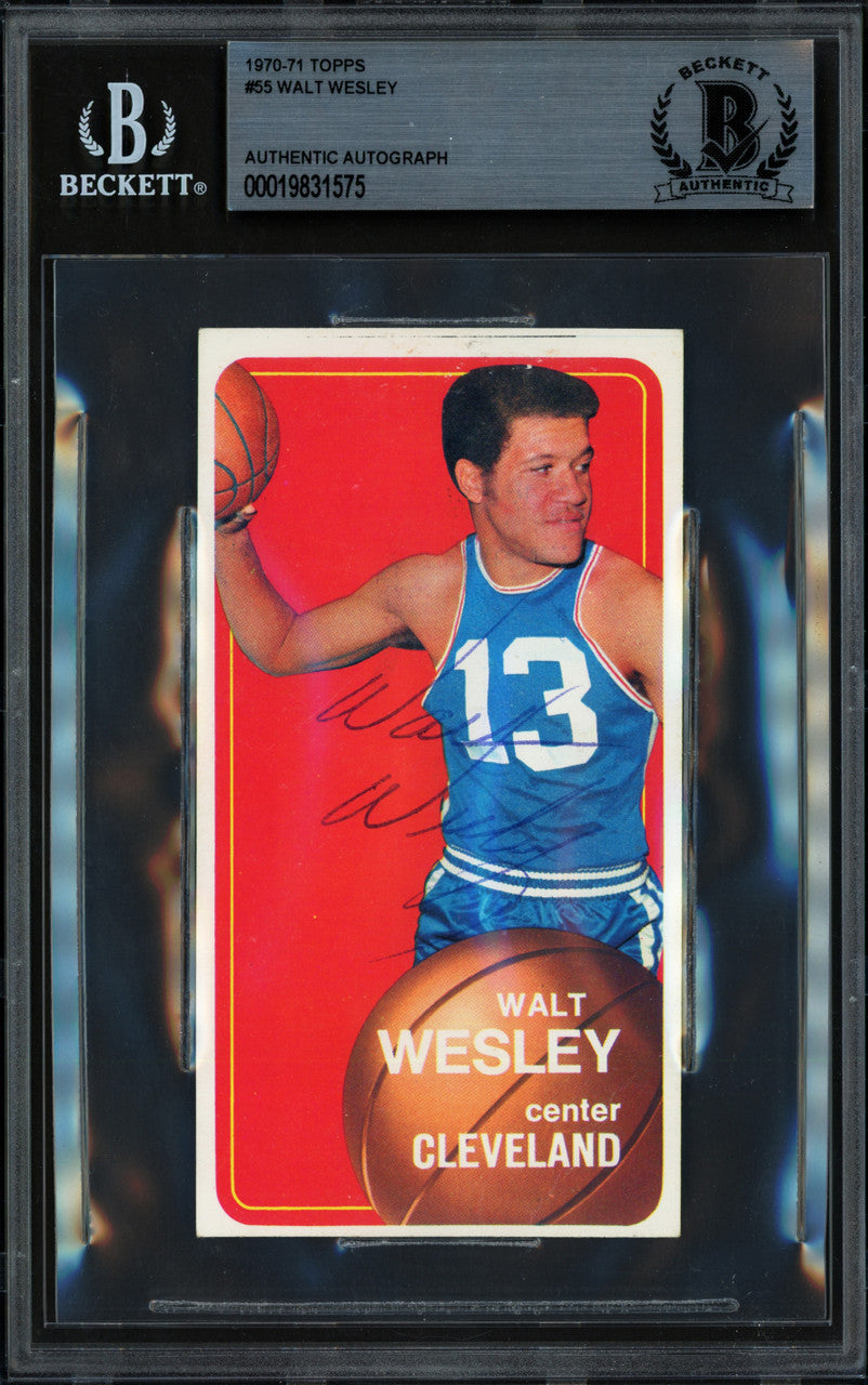 Walt Wesley Autographed 1970-71 Topps Card #55 Cleveland Cavaliers Beckett BAS #19831575