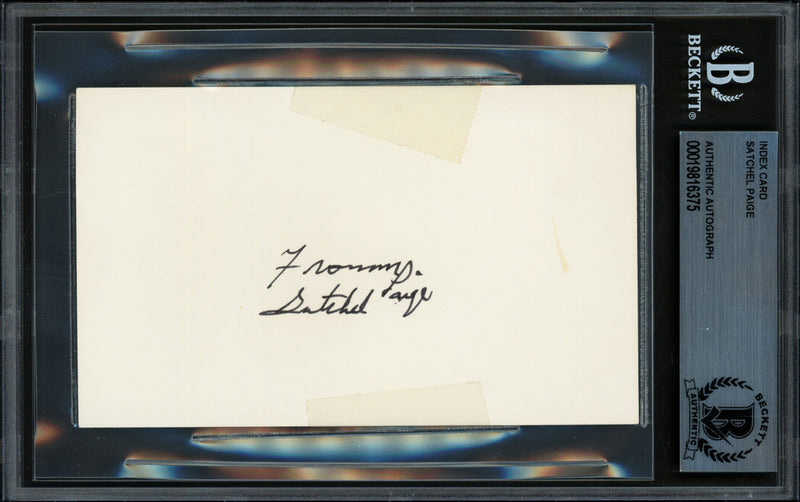 Satchel Paige Autographed 3x5 Index Card Negro Leagues Beckett BAS #19816375