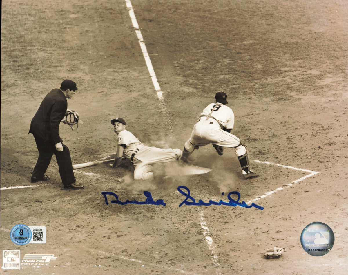 Duke Snider Autographed 8x10 Photo Brooklyn Dodgers Beckett BAS QR #BV86514