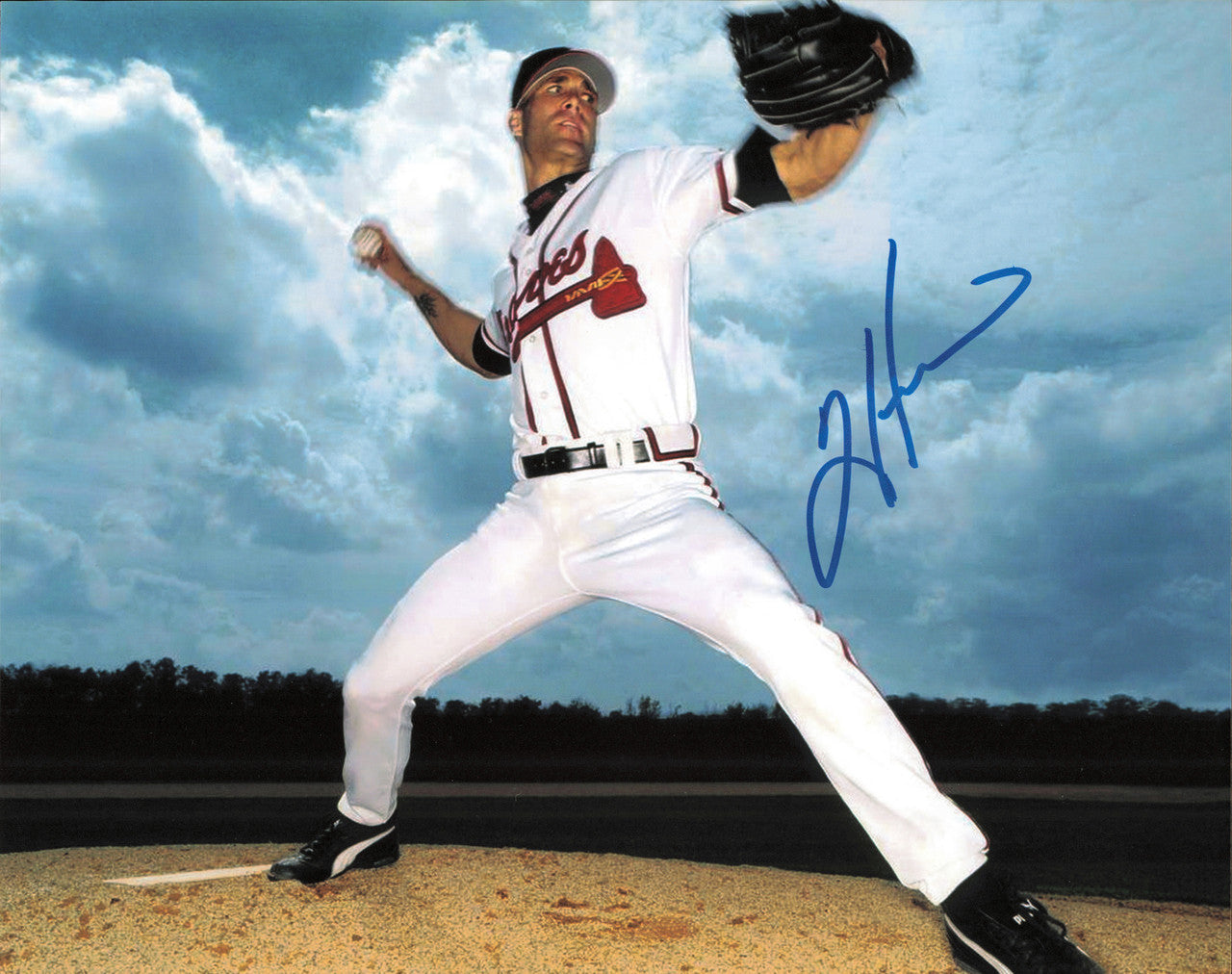Tim Hudson Autographed 8x10 Photo Atlanta Braves SKU #263498