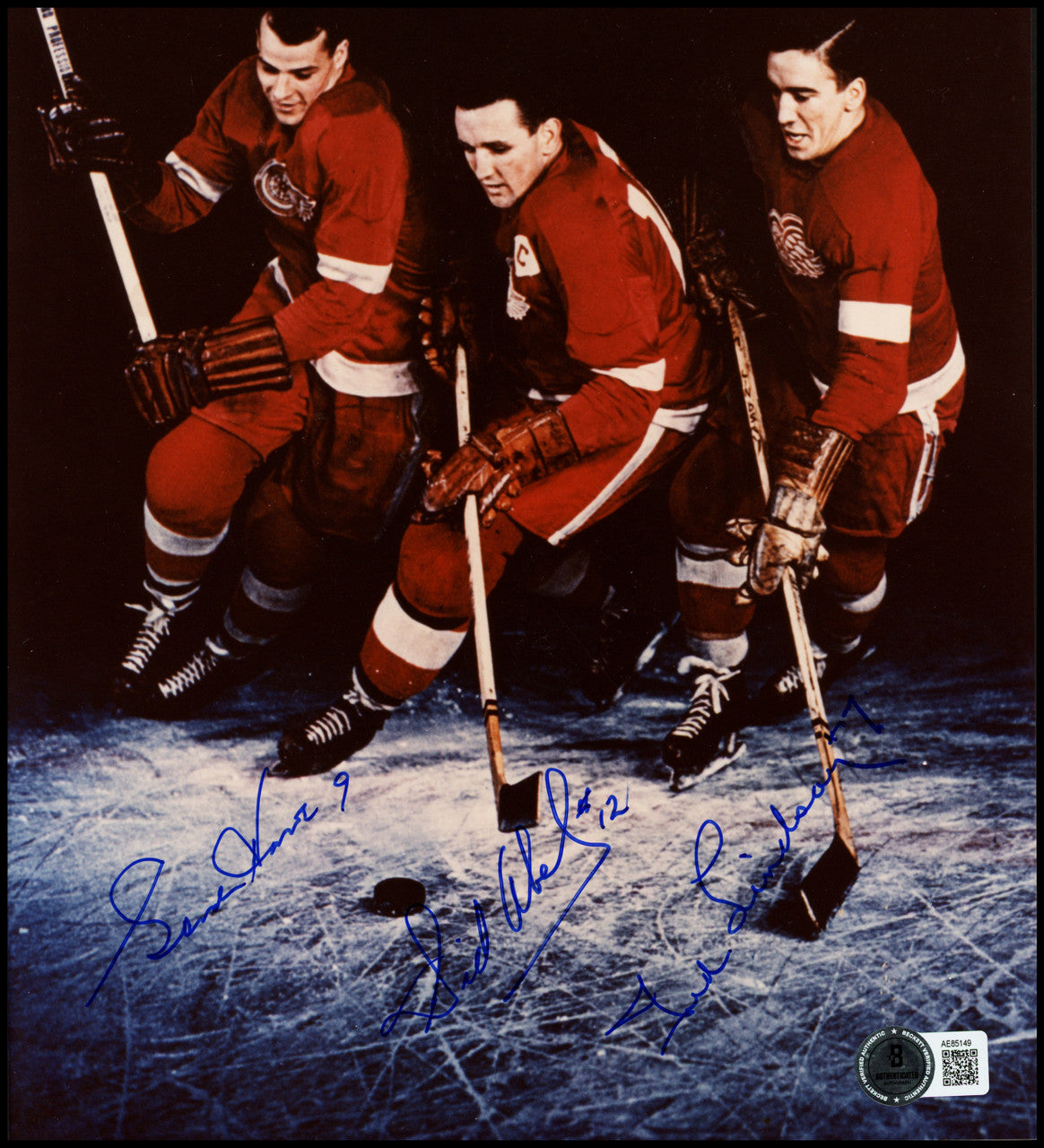 Gordie Howe, Sid Abel, & Ted Lindsay Autographed 8x10 Photo Production Line Beckett BAS #AE85149