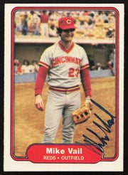 Mike Vail Autographed 1982 Fleer Card #84 Cincinnati Reds SKU #263617
