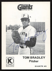 Tom Bradley Autographed 1975 Circle K Card #33 Phoenix Giants SKU #264198