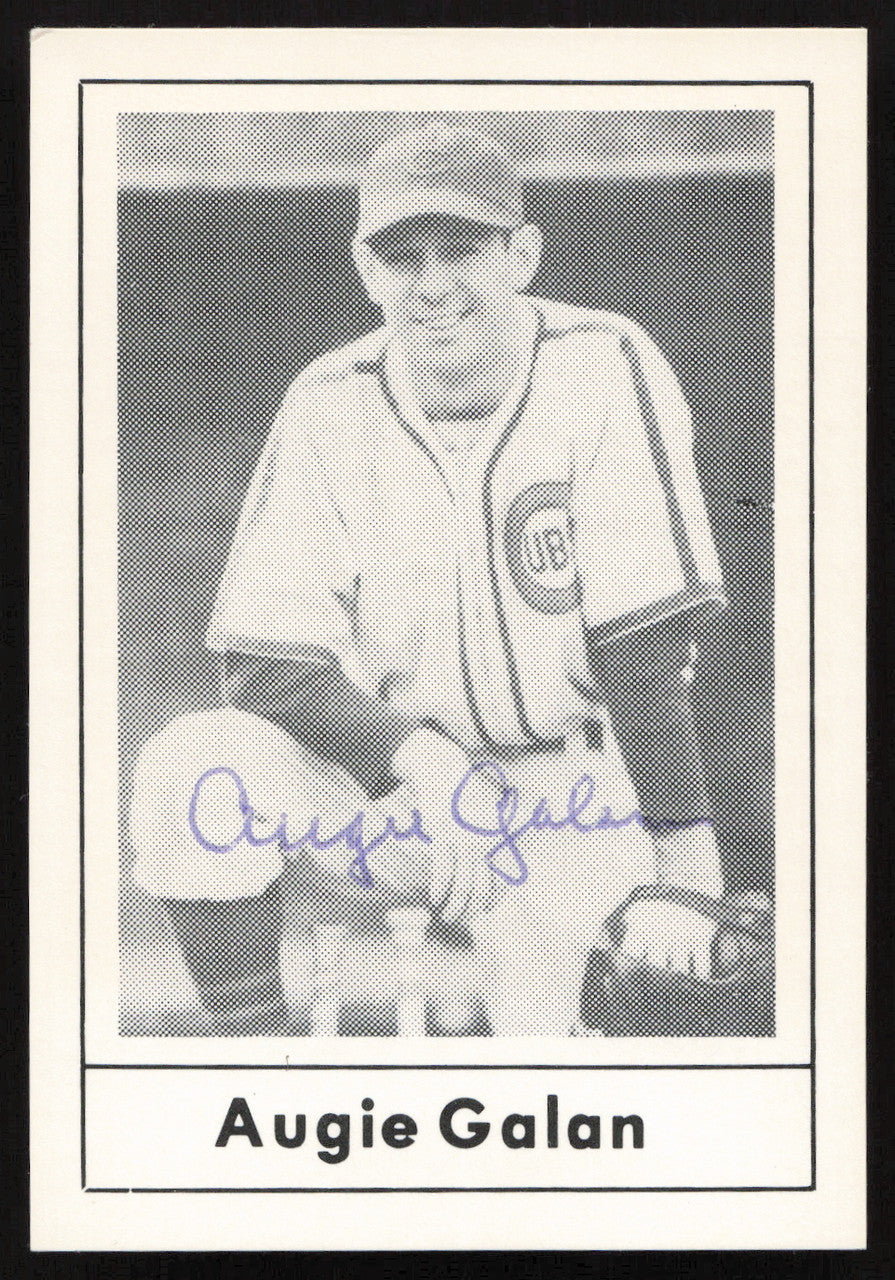 Augie Galan Autographed 1978 Grand Slam Card #67 Chicago Cubs SKU #264522