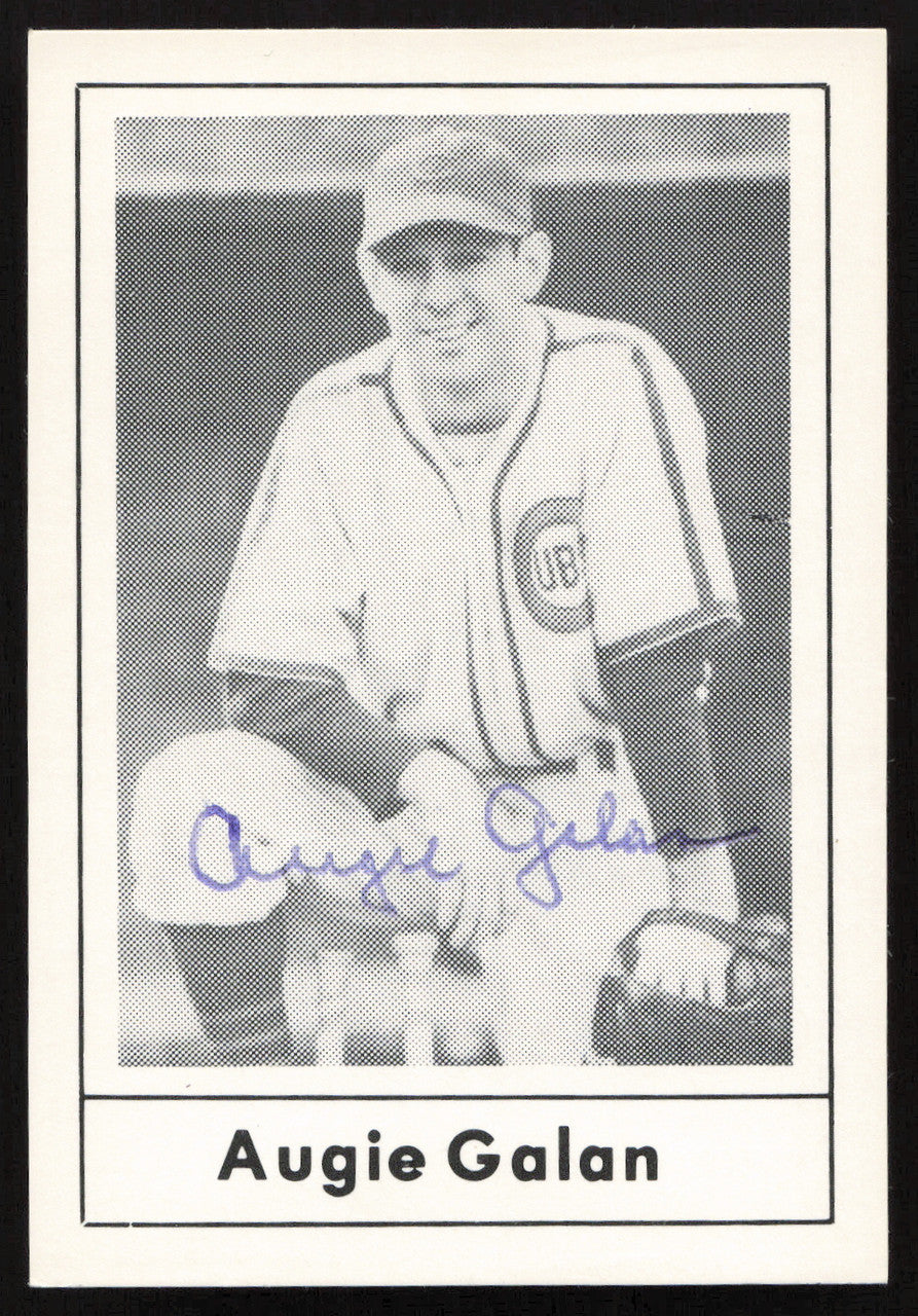 Augie Galan Autographed 1978 Grand Slam Card #67 Chicago Cubs SKU #264523