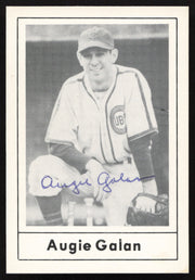 Augie Galan Autographed 1978 Grand Slam Card #67 Chicago Cubs SKU #264524