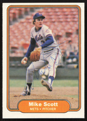Mike Scott Autographed 1982 Fleer Card #535 New York Mets SKU #264780