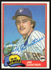 Jim Gantner Autographed 1981 Topps Card #482 Milwaukee Brewers SKU #264935
