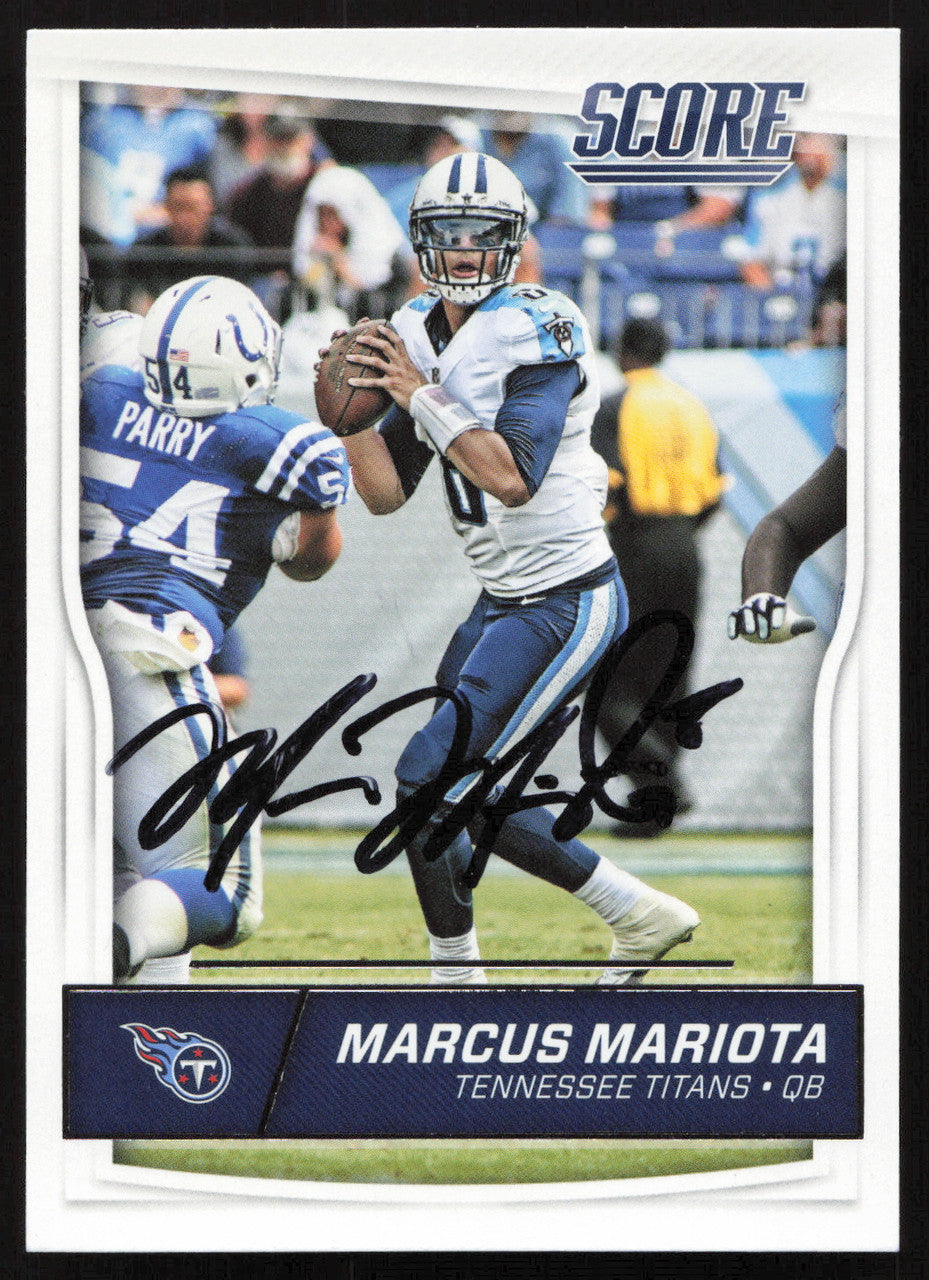 Marcus Mariota Autographed 2016 Score Card #311 Tennessee Titans SKU #265365