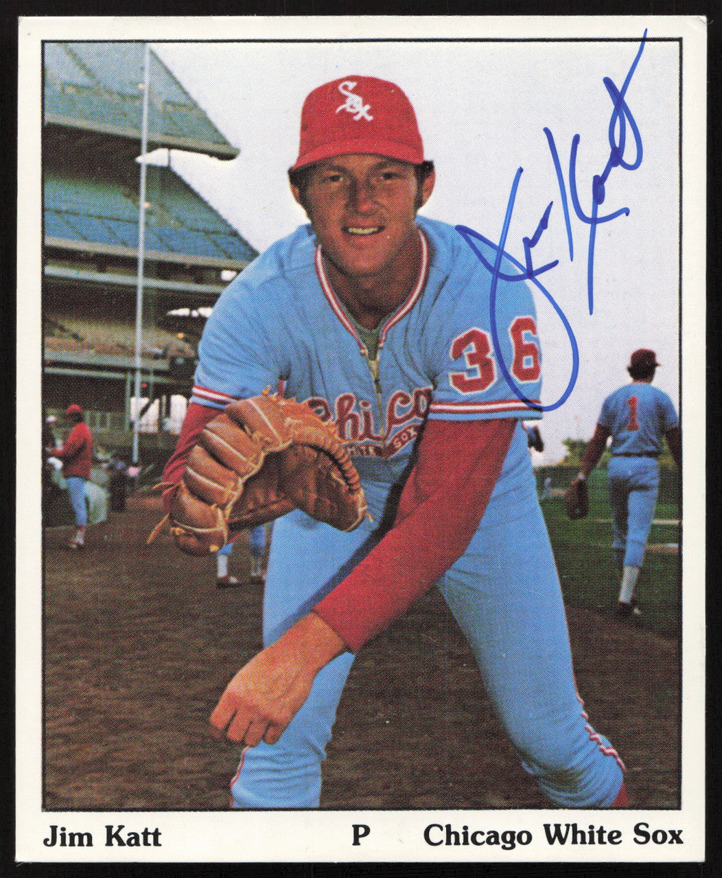 Jim Kaat Autographed 1975 SSPC 3.5"x4.25" Card Chicago White Sox SKU #264371