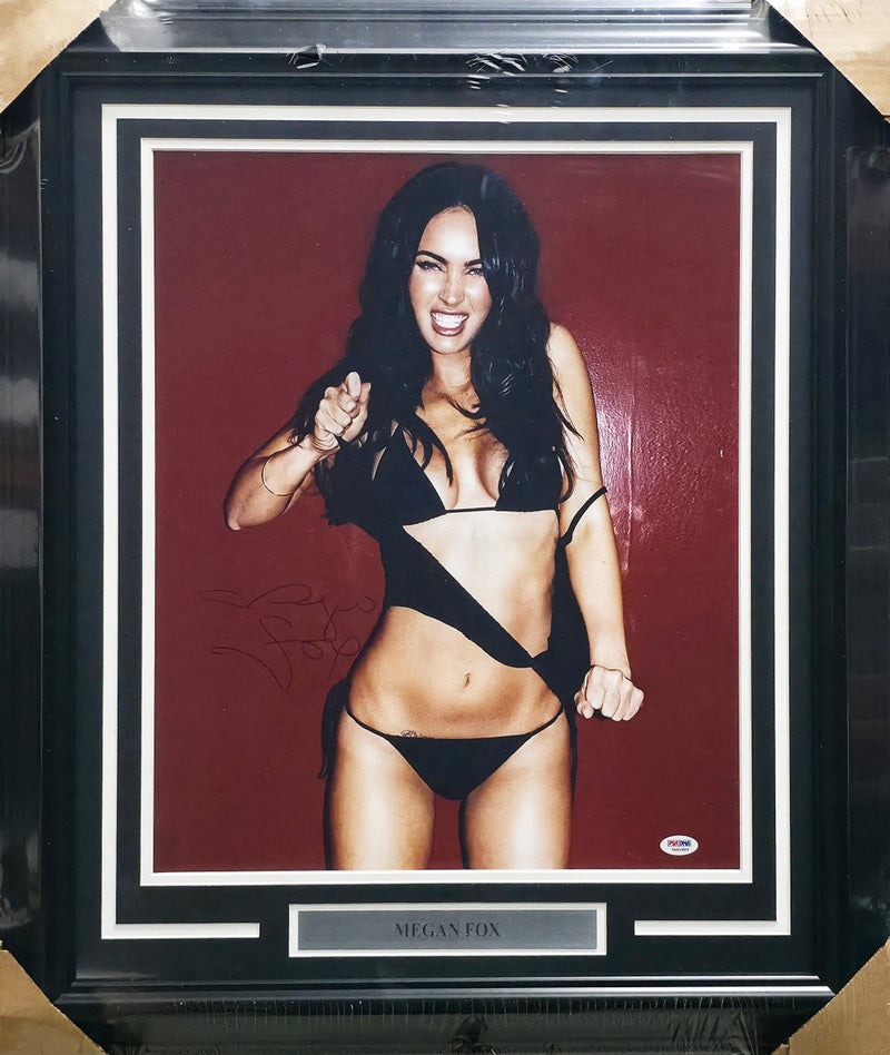Megan Fox Autographed Framed 16x20 Photo PSA/DNA #7A61883