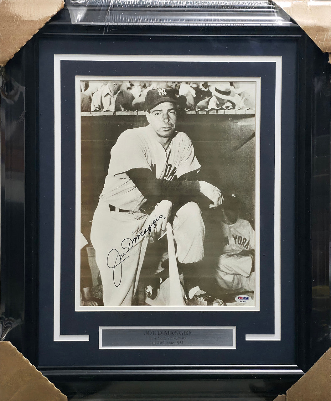 Joe DiMaggio Autographed Framed 11x14 Photo New York Yankees PSA/DNA #B92697