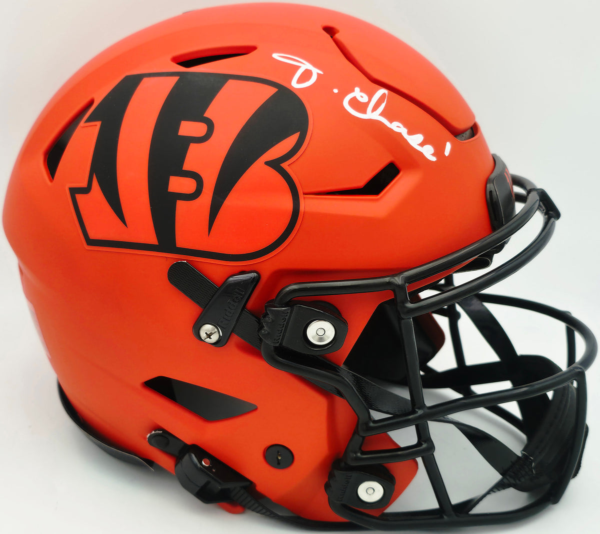 Ja'Marr Chase Autographed Cincinnati Bengals Orange Full Size SpeedFlex Authentic Helmet Beckett BAS Witness #3W360233