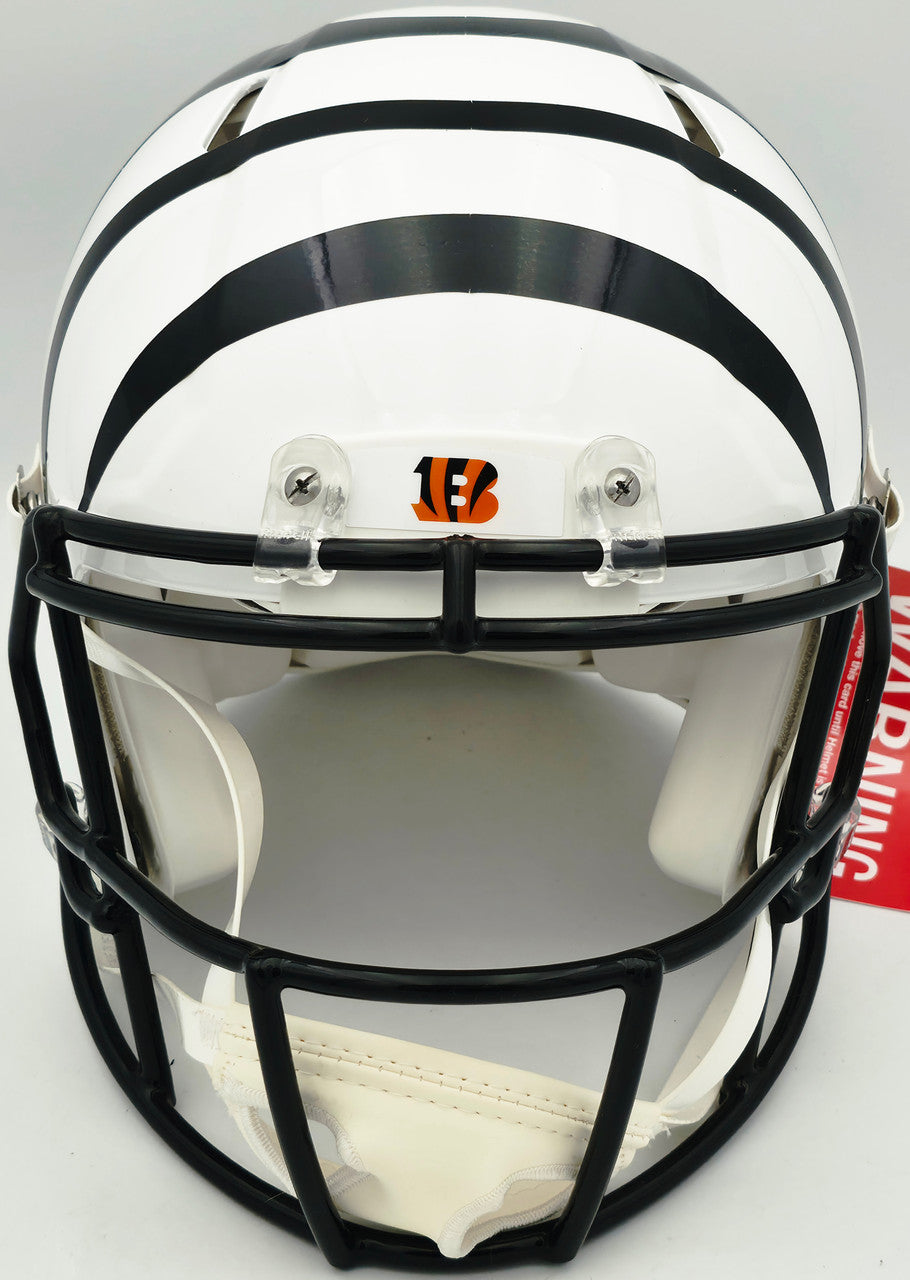 Chase Brown Autographed Cincinnati Bengals White Full Size Speed Authentic Helmet (Smudged) Beckett BAS Witness #3W399061