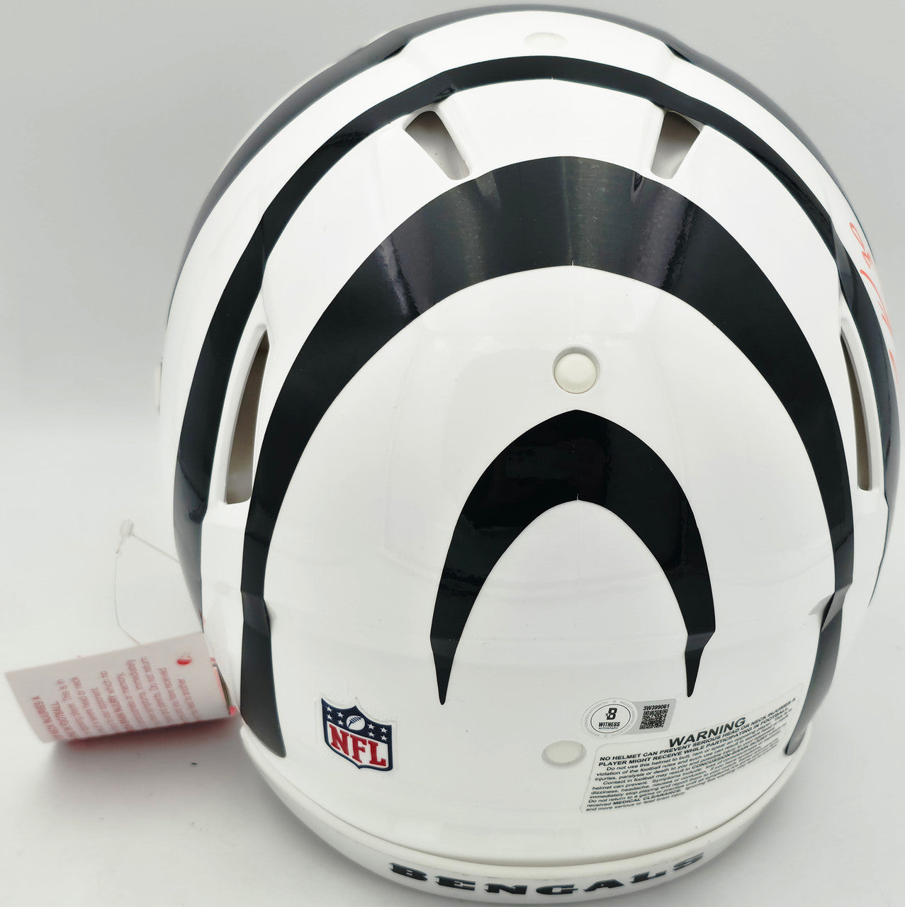 Chase Brown Autographed Cincinnati Bengals White Full Size Speed Authentic Helmet (Smudged) Beckett BAS Witness #3W399061