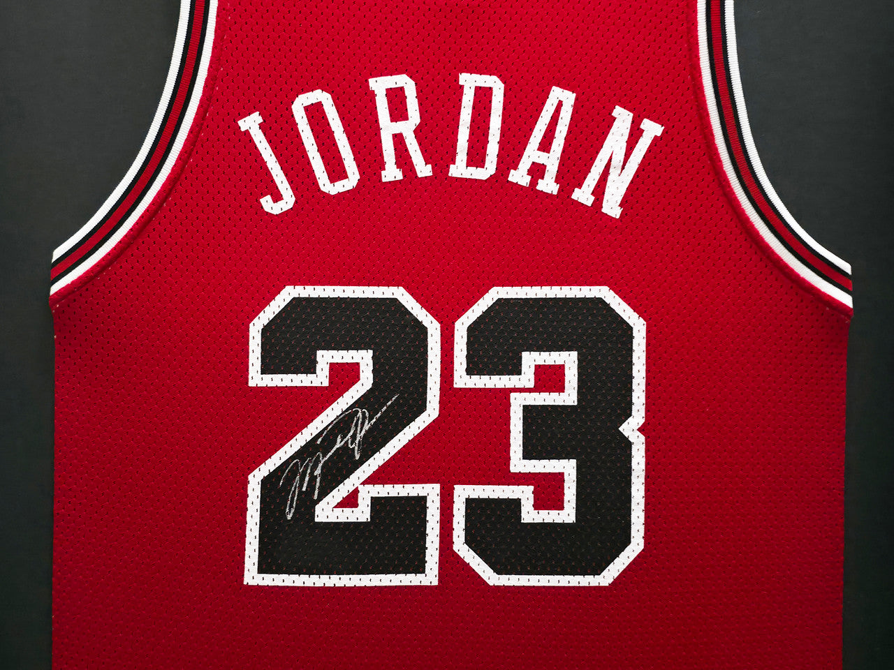 Chicago Bulls Michael Jordan Autographed Framed Red Jersey Beckett BAS #AC41251