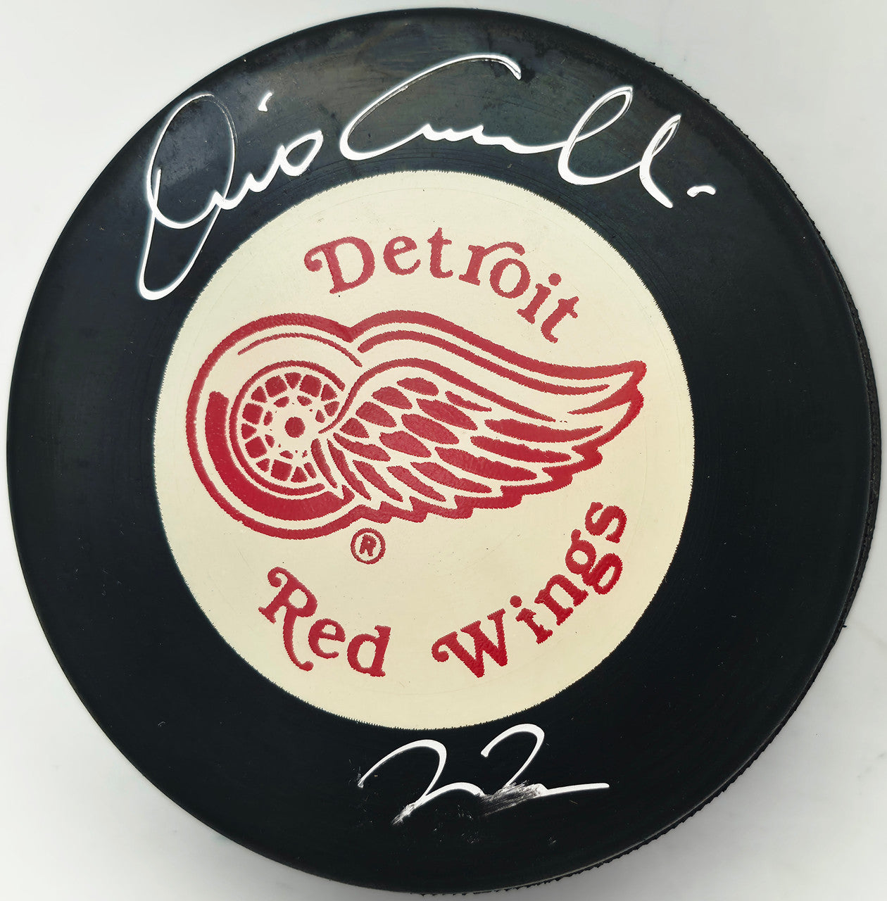 Dino Ciccarelli Autographed Official Detroit Red Wings Logo Hockey Puck SKU #266840
