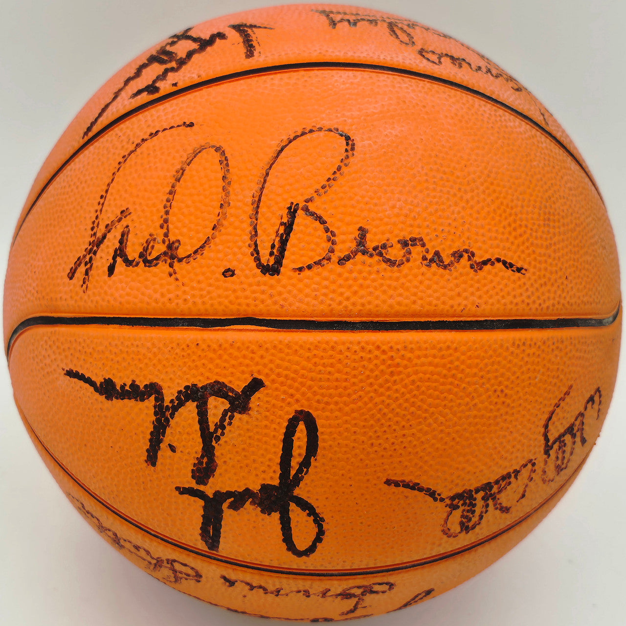 1979-80 Seattle Supersonics Team Autographed Wilson Basketball With 13 Signatures Including Dennis Johnson & Gus Williams Beckett BAS #AG020318