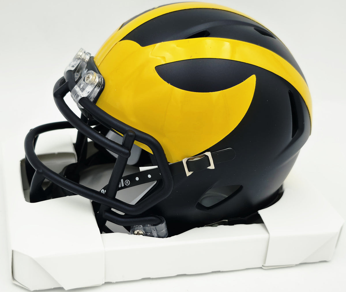 Mike Sainristil Autographed Michigan Wolverines Black Speed Mini Helmet "23 Nat'l Champs" Beckett BAS Witness #4W083635