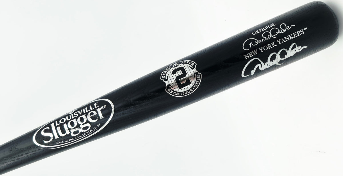 Derek Jeter Autographed Captain Louisville Slugger Game Model Baseball Bat New York Yankees Beckett BAS #AG020325