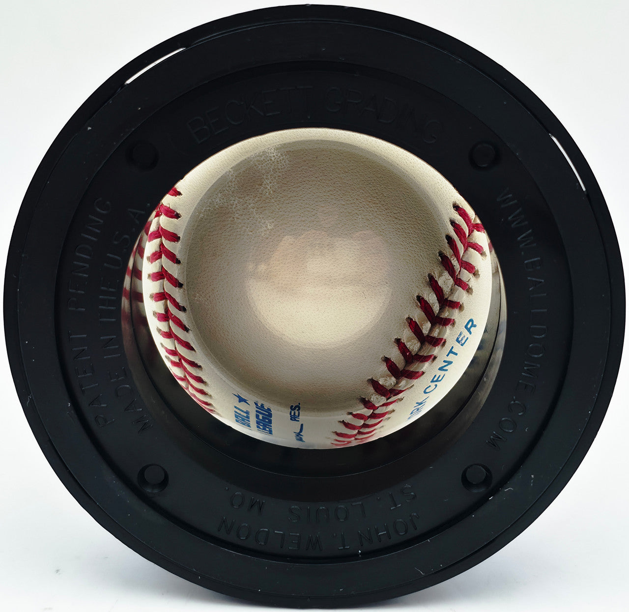 Joe Dimaggio Autographed Official AL Baseball New York Yankees Auto Grade Mint 9 Beckett BAS #20778607