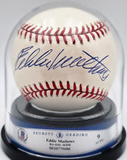 Eddie Mathews Autographed Official NL Baseball Milwaukee Braves Auto Grade Mint 9 Beckett BAS #20779086