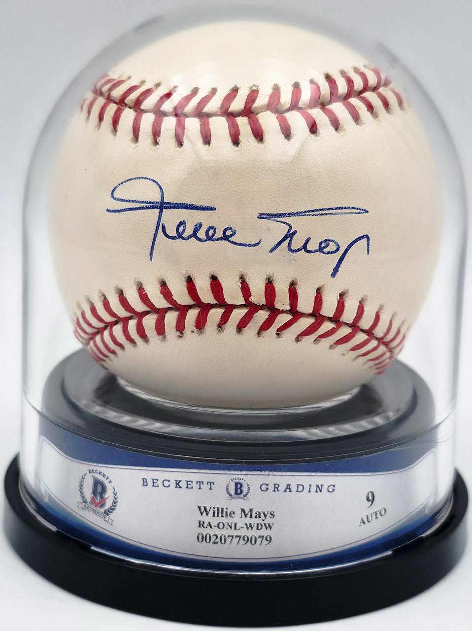 Willie Mays Autographed Official NL Baseball San Francisco Giants Auto Grade Mint 9 Beckett BAS #20779079