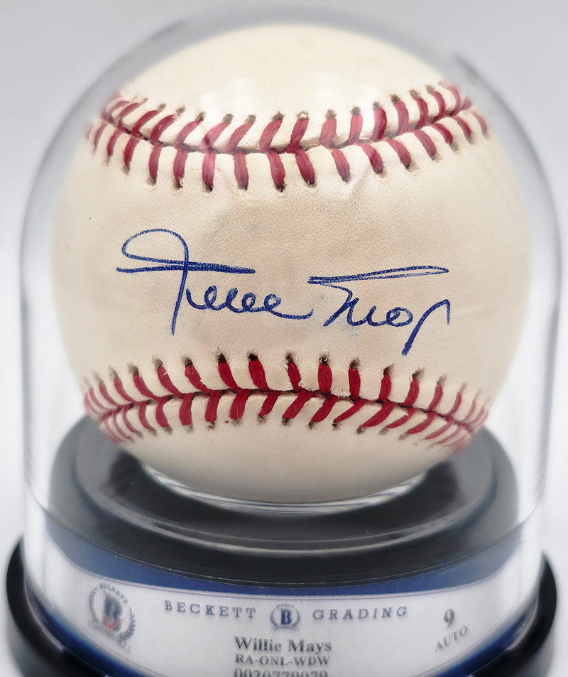 Willie Mays Autographed Official NL Baseball San Francisco Giants Auto Grade Mint 9 Beckett BAS #20779079