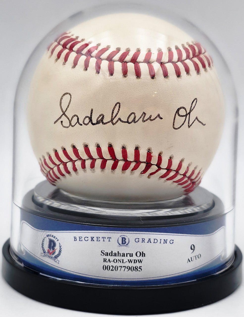 Sadaharu Oh Autographed Official NL Baseball Yomiuri Giants Auto Grade Mint 9 Beckett BAS #20779085