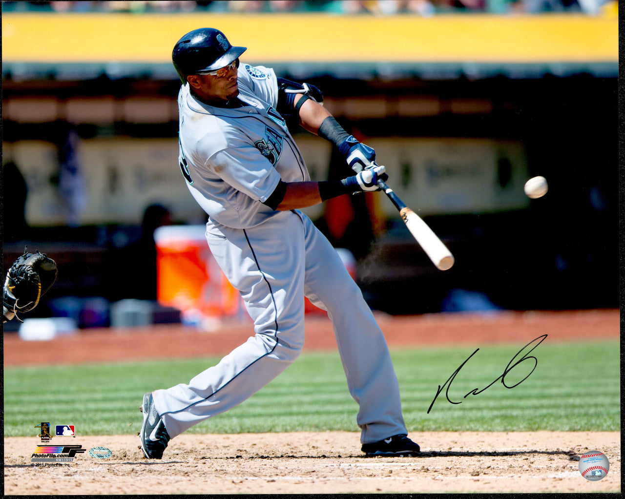 Nelson Cruz Autographed 16x20 Photo Seattle Mariners MCS Holo #76835