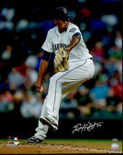 Edwin Diaz Autographed 16x20 Photo Seattle Mariners MCS Holo #104488