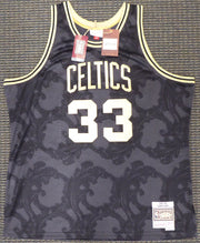 Boston Celtics Larry Bird Autographed Black Mitchell & Ness Gold Toile Swingman Jersey Size XXL Beckett BAS Stock #177717
