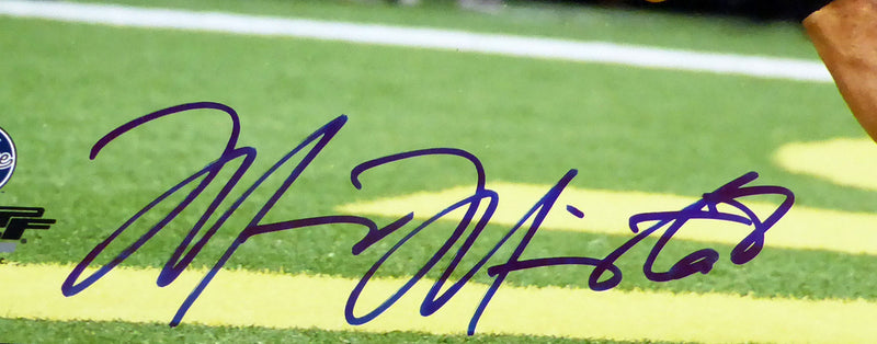 Marcus Mariota Autographed 16x20 Photo Oregon Ducks MM Holo Stock #87198