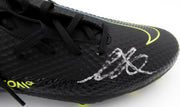 Mason Mount Autographed Black Nike Phantom Cleat Shoe Chelsea F.C. Size 9.5 (Light Auto) Beckett BAS #K06360